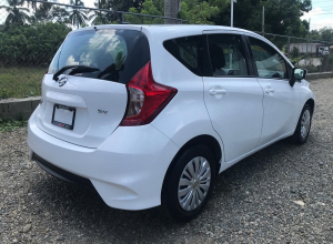 Nissan Versa SV