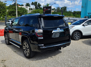 Toyota 4Runner Limited