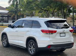 Toyota Highlander XLE