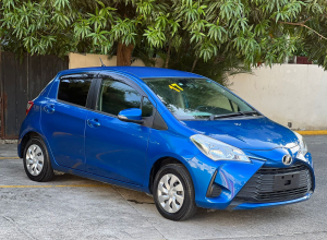 Toyota Vitz Básico