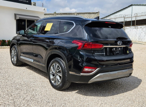 Hyundai Grand Santa Fe Basico