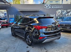 Hyundai Santa Fe SE