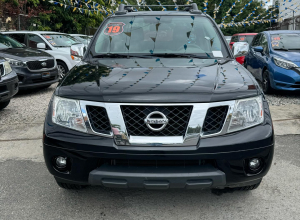 Nissan Frontier SV