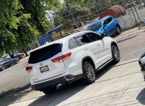 Toyota Highlander Limited Platinum