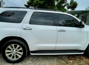 Toyota Sequoia Limited