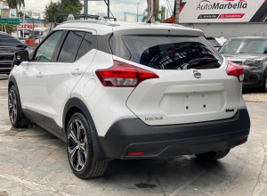 Nissan Kicks Basico