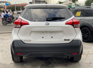 Nissan Kicks Basico