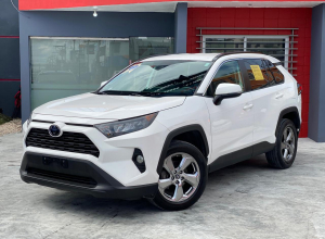 Toyota RAV4 LE