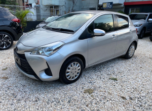 Toyota Vitz Básico