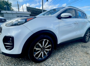 Kia Sportage EX