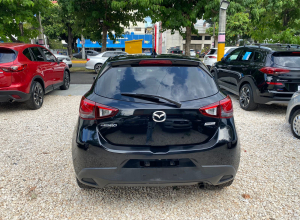 Mazda Demio Básico