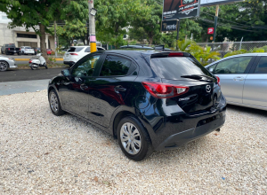 Mazda Demio Básico