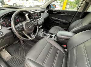 Kia Sorento LX