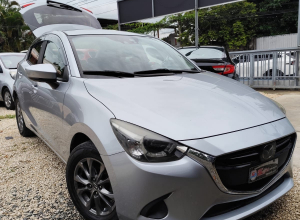 Mazda Demio Básico