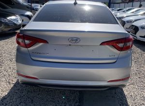 Hyundai Sonata LF