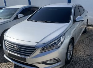 Hyundai Sonata LF