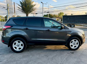 Ford Escape S