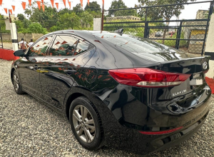 Hyundai Elantra Limited