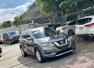 Nissan Rogue SV