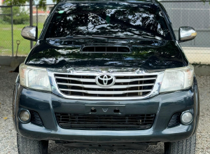 Toyota Hilux SRV