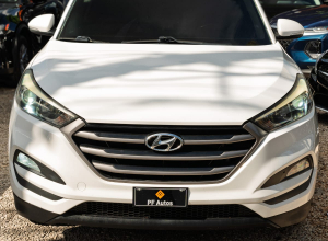 Hyundai Tucson SE