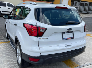 Ford Escape S