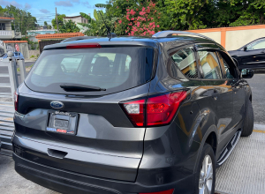 Ford Escape S