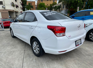 Hyundai Accent Básico