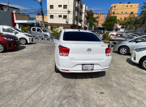 Hyundai Accent Básico