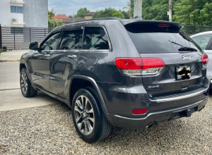 Jeep Grand Cherokee Overland