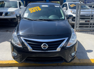 Nissan Versa SV