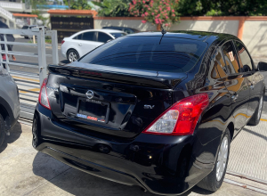 Nissan Versa SV