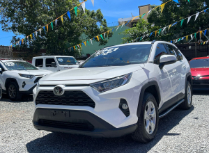 Toyota RAV4 XLE