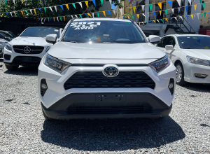 Toyota RAV4 XLE