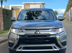 Mitsubishi Outlander Básico