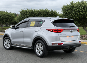 Kia Sportage LX