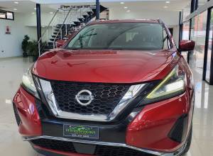 Nissan Murano SE