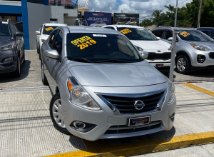 Nissan Versa SV