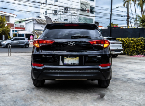 Hyundai Tucson SE