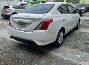 Nissan Almera Básico