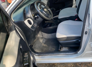 Toyota Vitz Básico