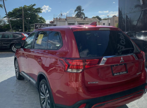 Mitsubishi Outlander Básico