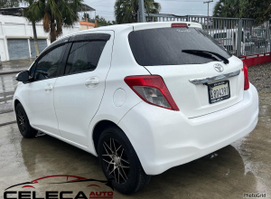 Toyota Vitz Básico