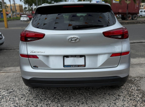Hyundai Tucson SE