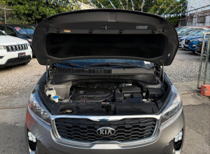 Kia Sorento LX
