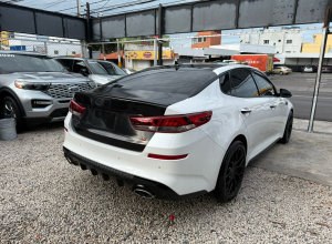 Kia Optima SX