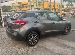 Nissan Kicks S