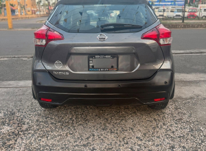 Nissan Kicks S