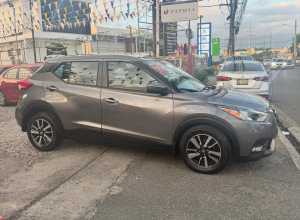 Nissan Kicks S
