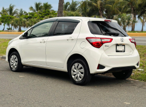 Toyota Vitz Básico